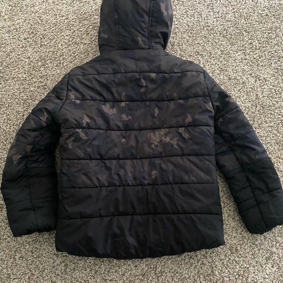 Jacket Size 8, - Picture 4 of 4